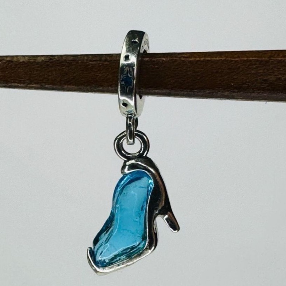 NWOT Pandora x Disney Cinderella's Glass Slipper Charm Blue Crystal - 793071C - Picture 7 of 16